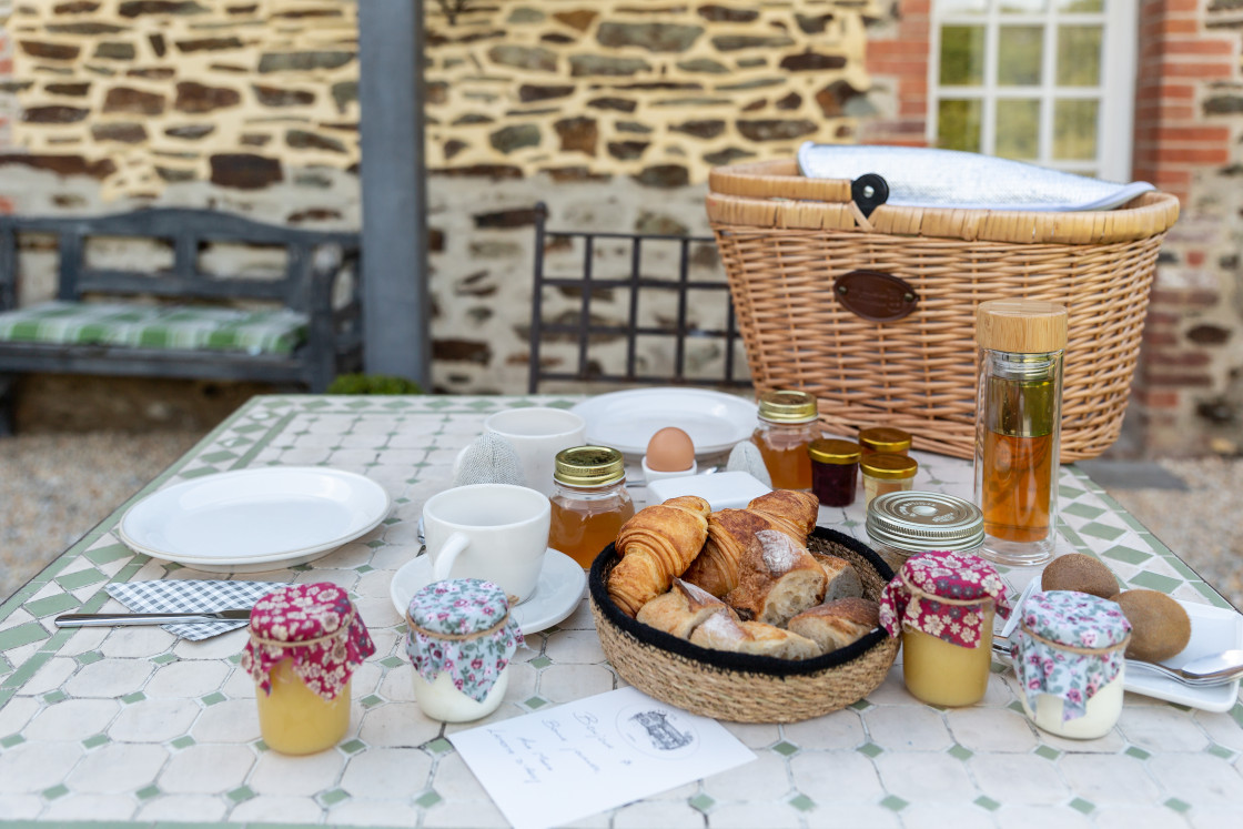 panier-cottages-petit-dejeuner